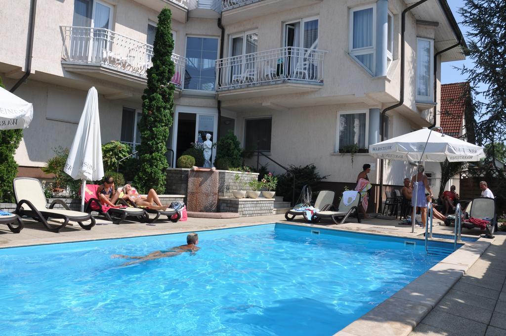 Hotel Diana 3*